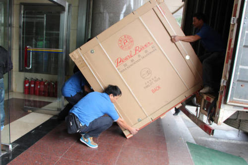 金堂钢琴贵重工艺品无忧运
